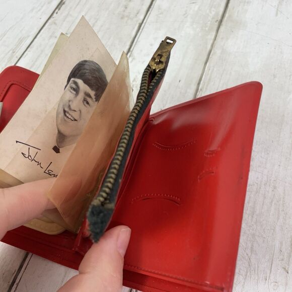 Beatles VINTAGE HOT PINK & RED BEATLES WALLET W/ Pictures & Bonus Cards - Picture 10 of 16